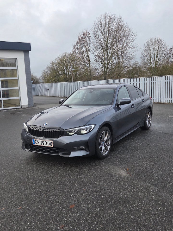 BMW 320i 2,0 Sport Line aut. 4d