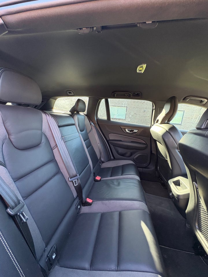Volvo V60 2,0 T4 210 R-Design Polestar aut. 5d