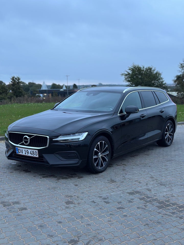 Volvo V60 2,0 T4 190 Momentum aut. 5d