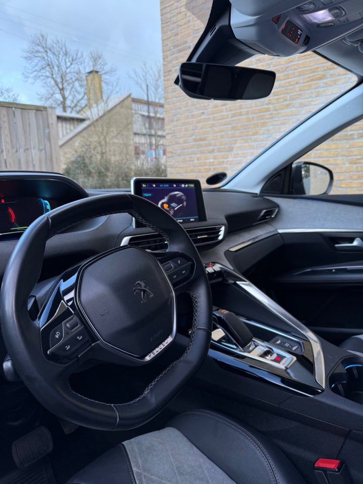 Peugeot 3008 1,6 Hybrid Allure Limited EAT8 5d
