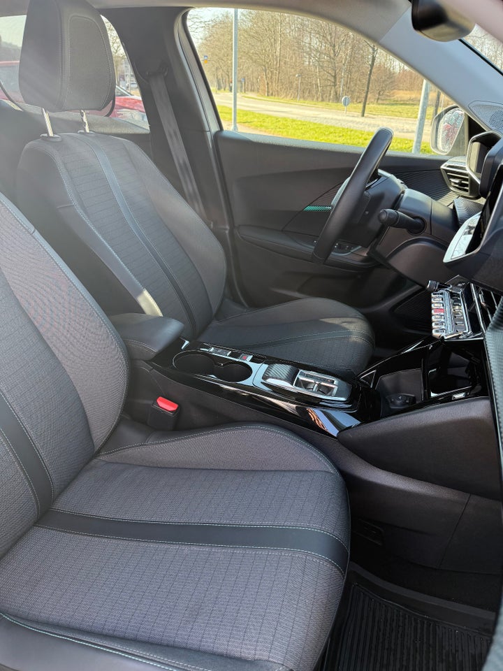 Peugeot e-2008 50 Allure Pack 5d