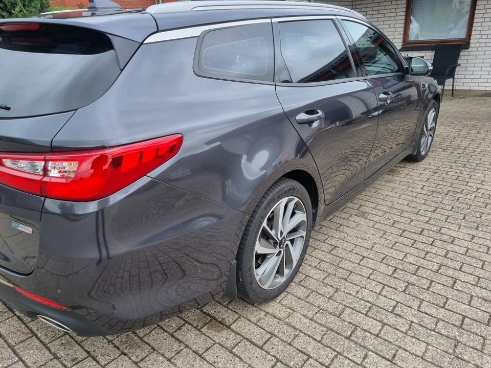 Kia Optima 1,7 CRDi 141 Advance SW 5d