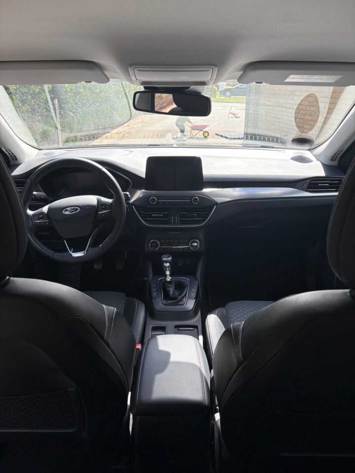 Ford Focus 1,0 EcoBoost Titanium stc. 5d