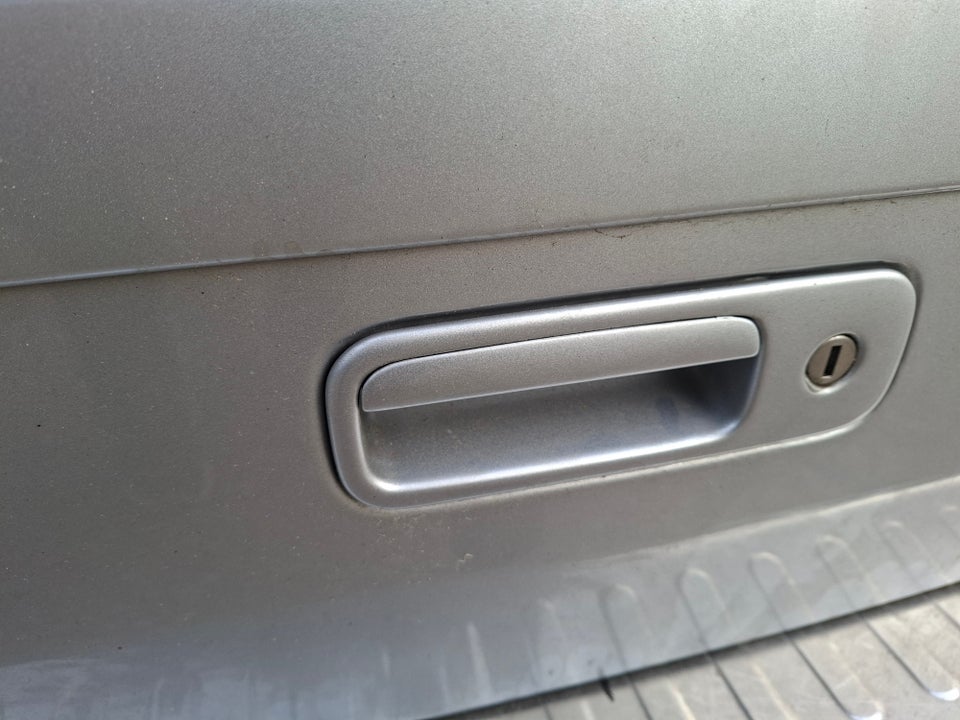 VW California 2,5 TDi 130 Comfortline 4d