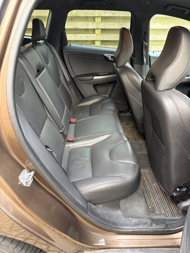 Volvo XC60 2,0 D4 181 Momentum aut. 5d