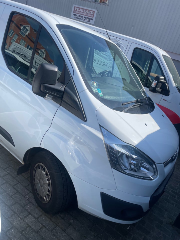 Ford Transit Custom 270S 2,2 TDCi 100 Ambiente Van 5d