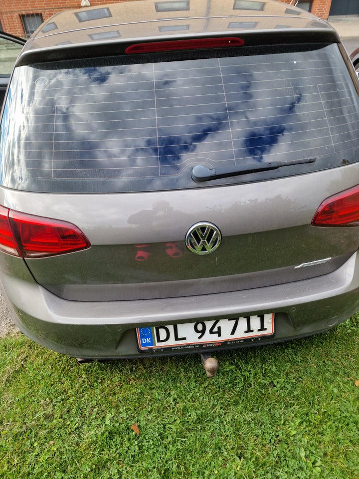 VW Golf VII 1,4 TSi 122 R-line DSG BMT 5d