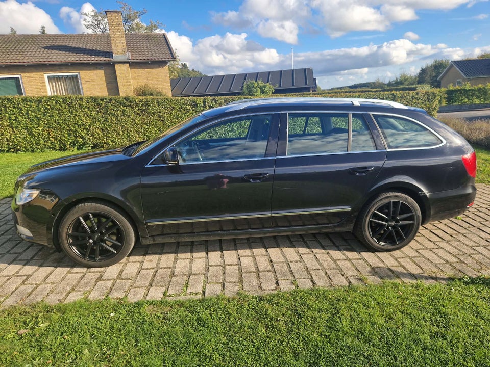 Skoda Superb 2,0 TDi 170 Comfort Combi DSG 5d