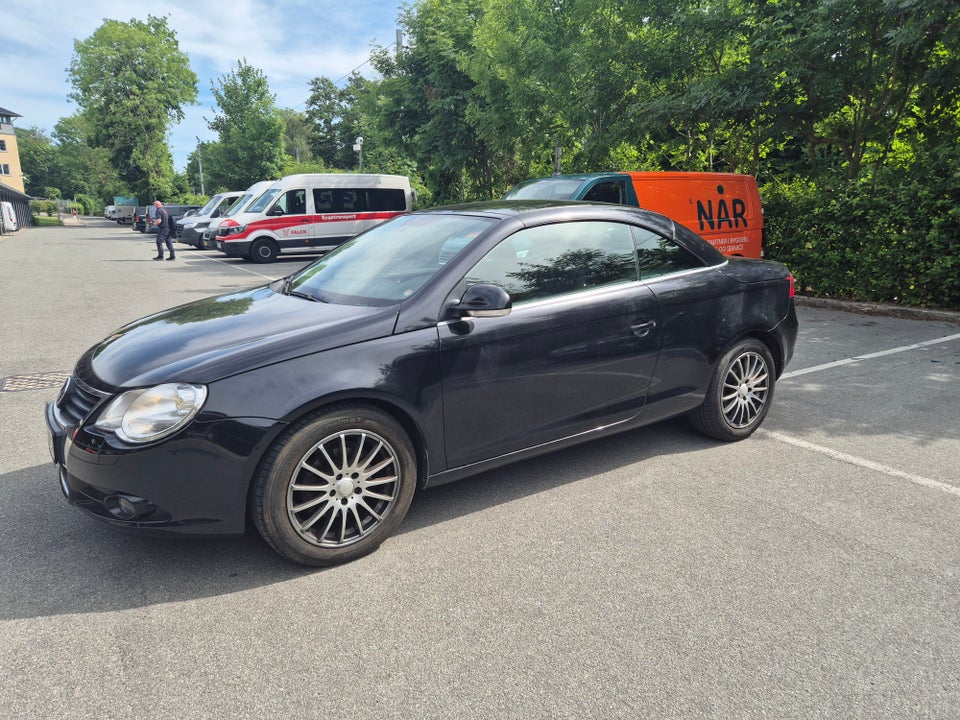 VW Eos 2,0 FSi 2d
