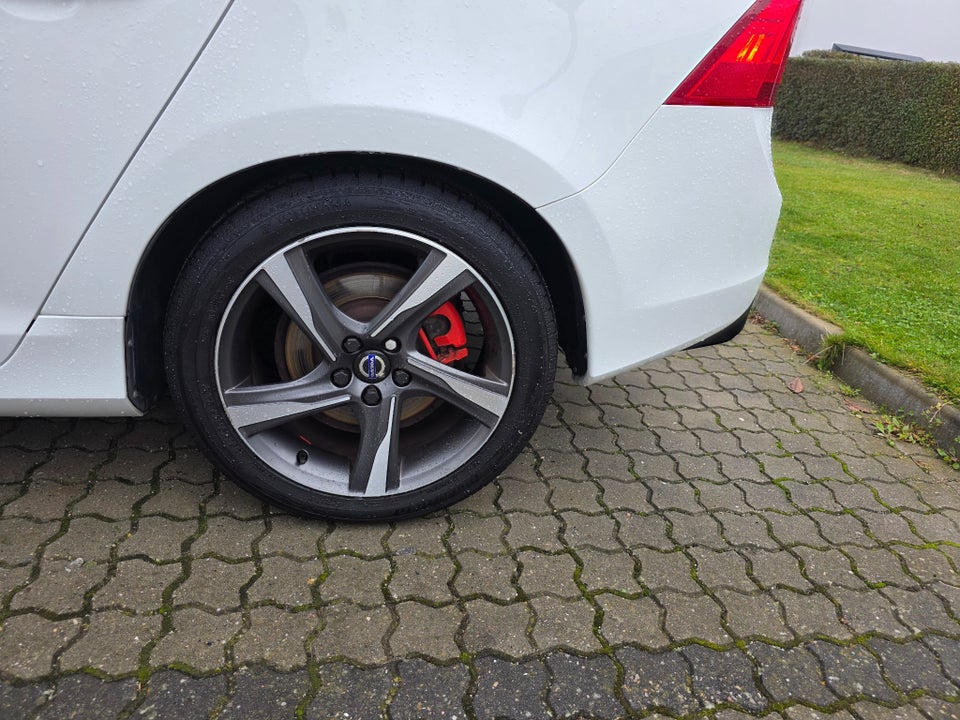 Volvo S60 2,0 D4 190 R-Design aut. 4d