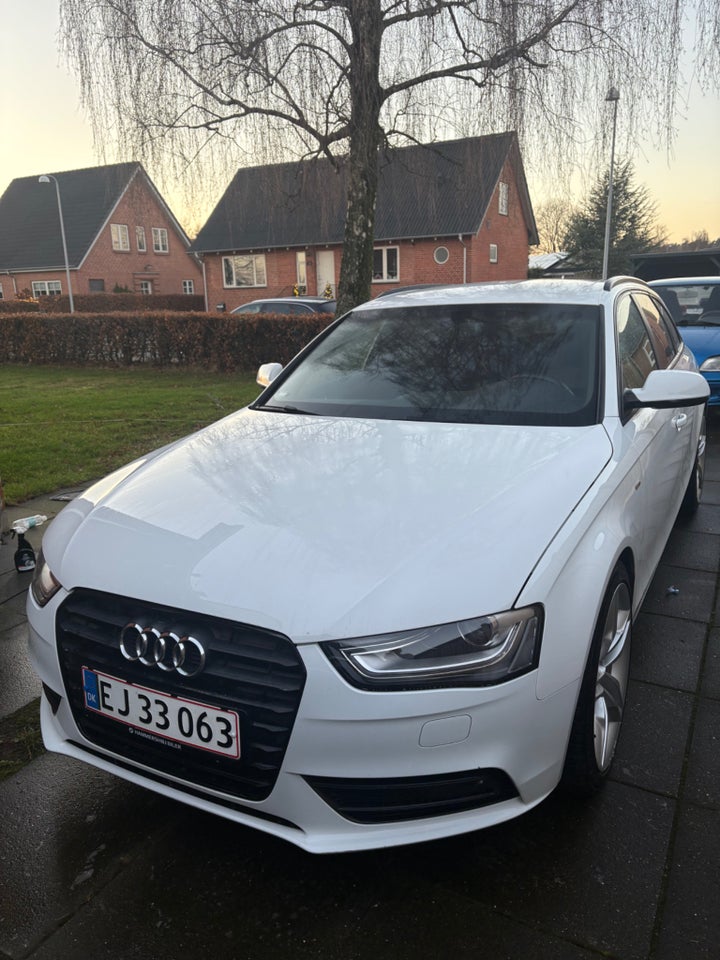 Audi A4 2,0 TFSi 211 S-line Avant Multitr. 5d