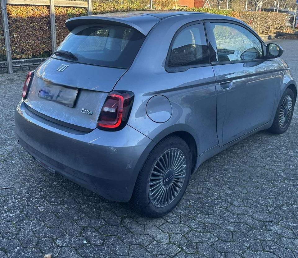 Fiat 500e 42 Icon 3d