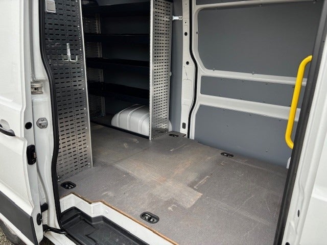 VW Crafter 35 2,0 TDi 177 Kassevogn L3H3 aut.