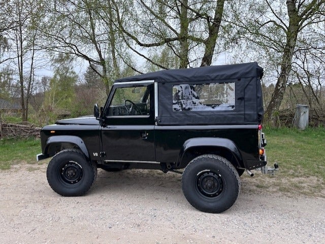 Land Rover Defender 90 3,5 V8 Soft-top 3d