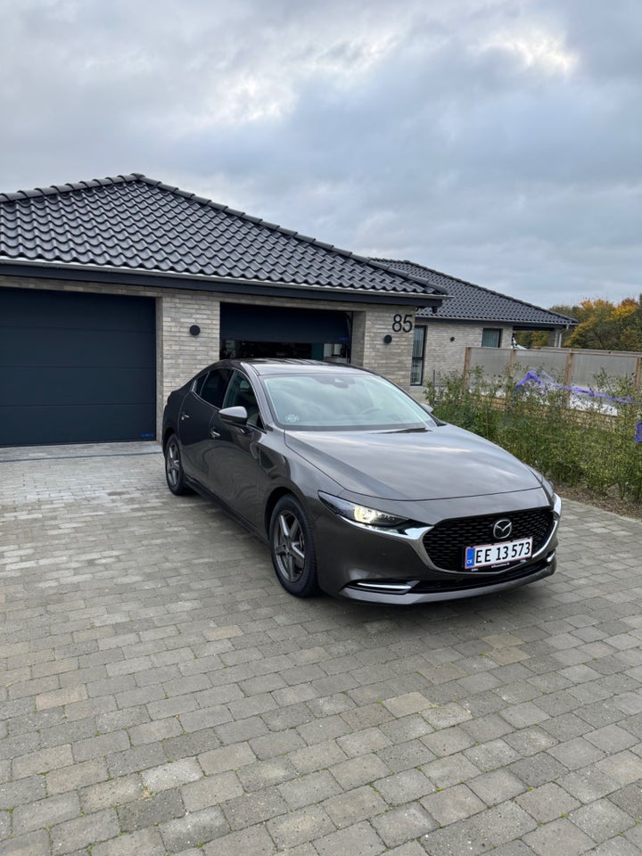 Mazda 3 2,0 SkyActiv-X 180 Cosmo 4d