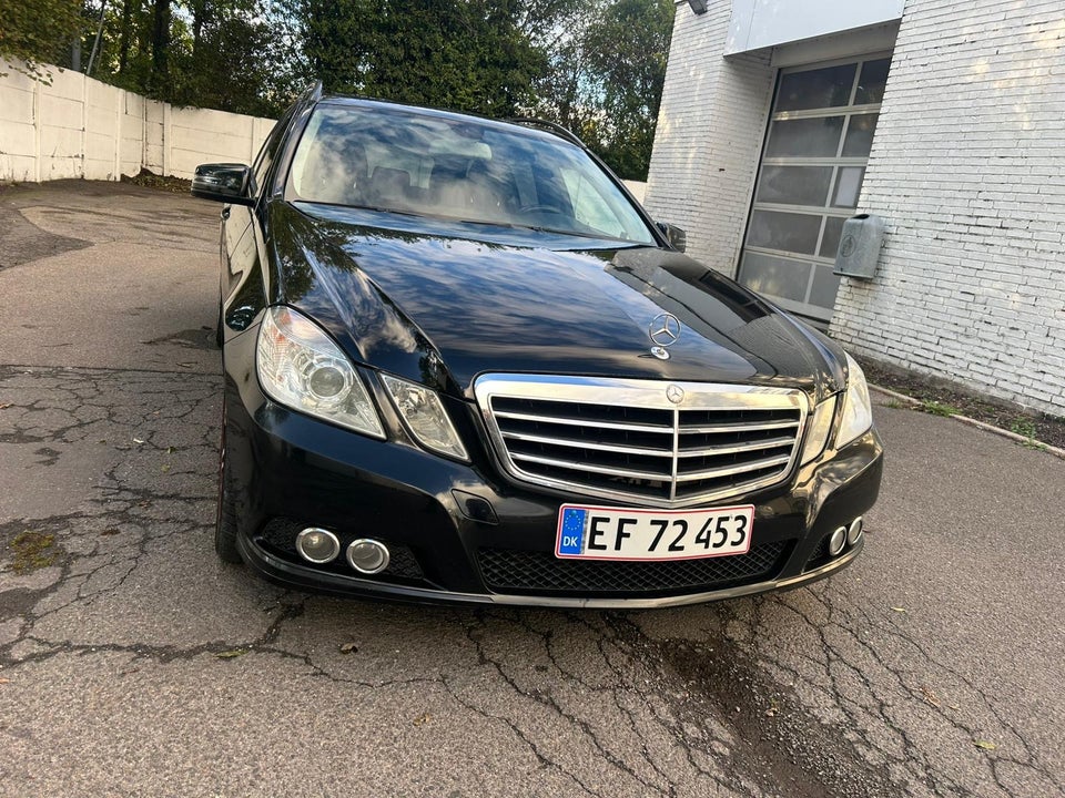 Mercedes E200 2,2 CDi stc. aut. BE 5d