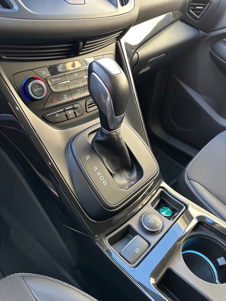 Ford Kuga 2,0 TDCi 120 Titanium aut. 5d