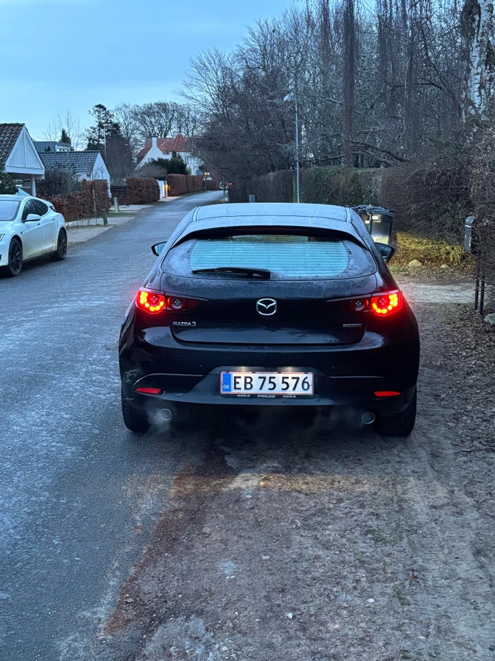 Mazda 3 2,0 SkyActiv-G 122 Cosmo aut. 5d