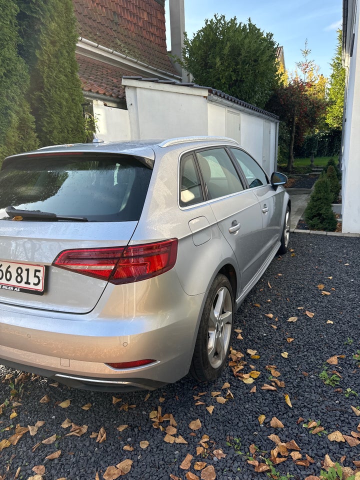 Audi A3 1,4 e-tron Sportback S-tr. 5d