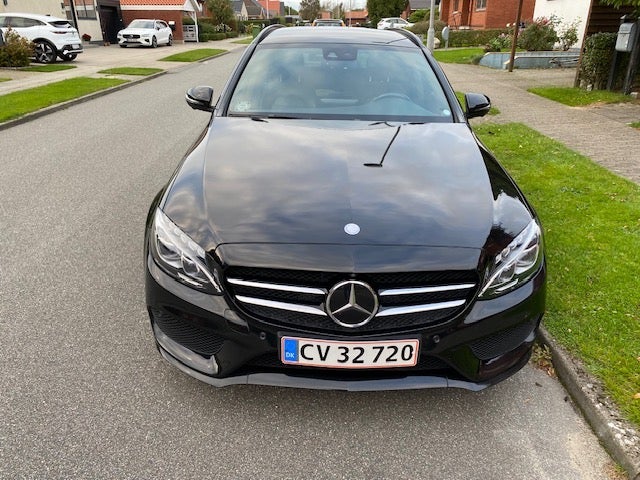 Mercedes C220 d 2,2 AMG Line stc. 5d