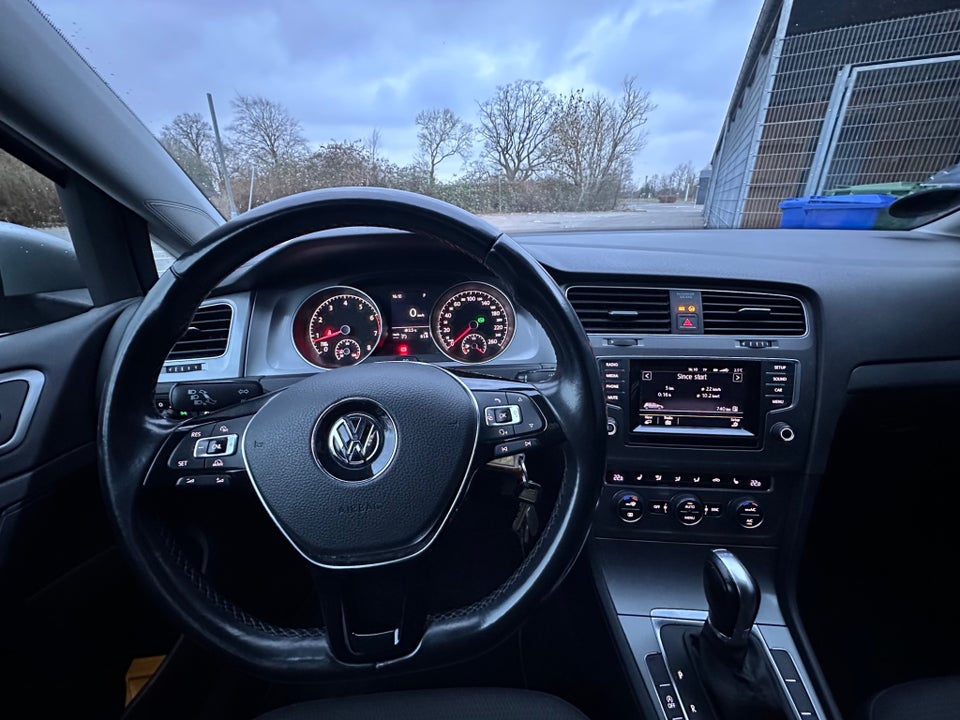 VW Golf VII 1,4 TSi 122 Comfortline DSG BMT 5d