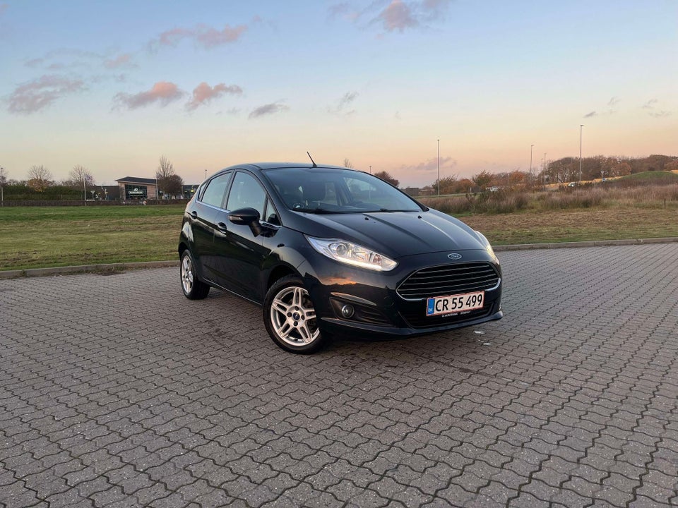 Ford Fiesta 1,6 TDCi 95 Titanium 5d