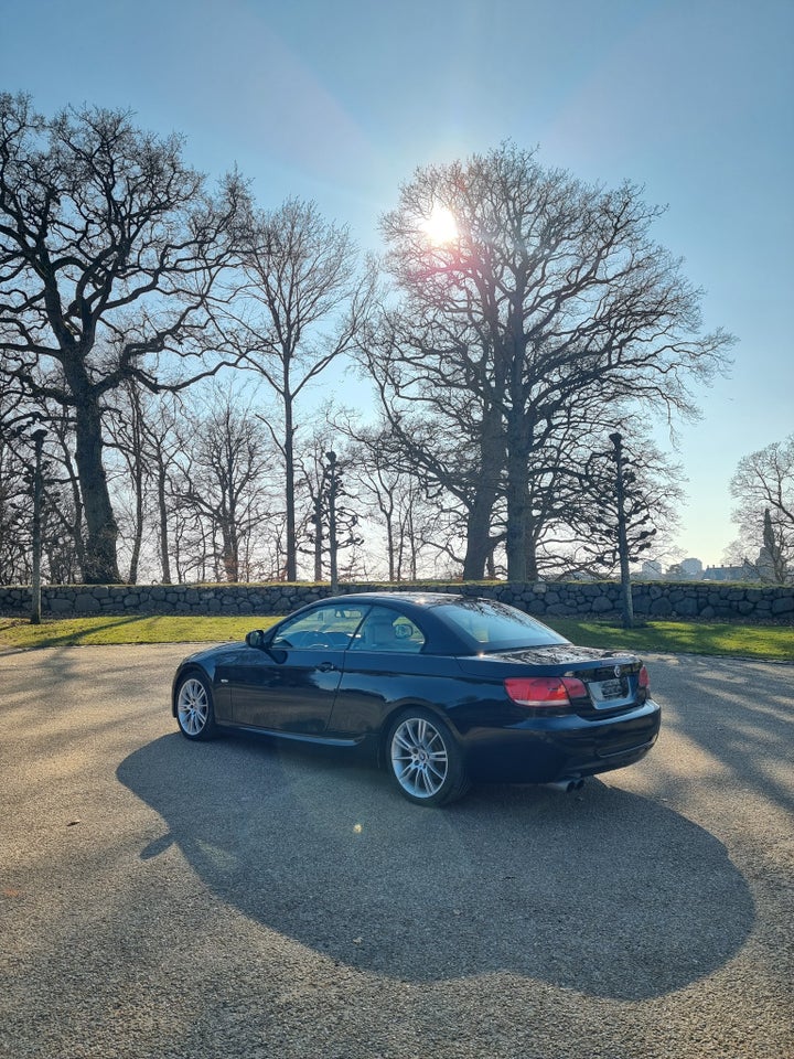 BMW 325i 3,0 Cabriolet Steptr. 2d
