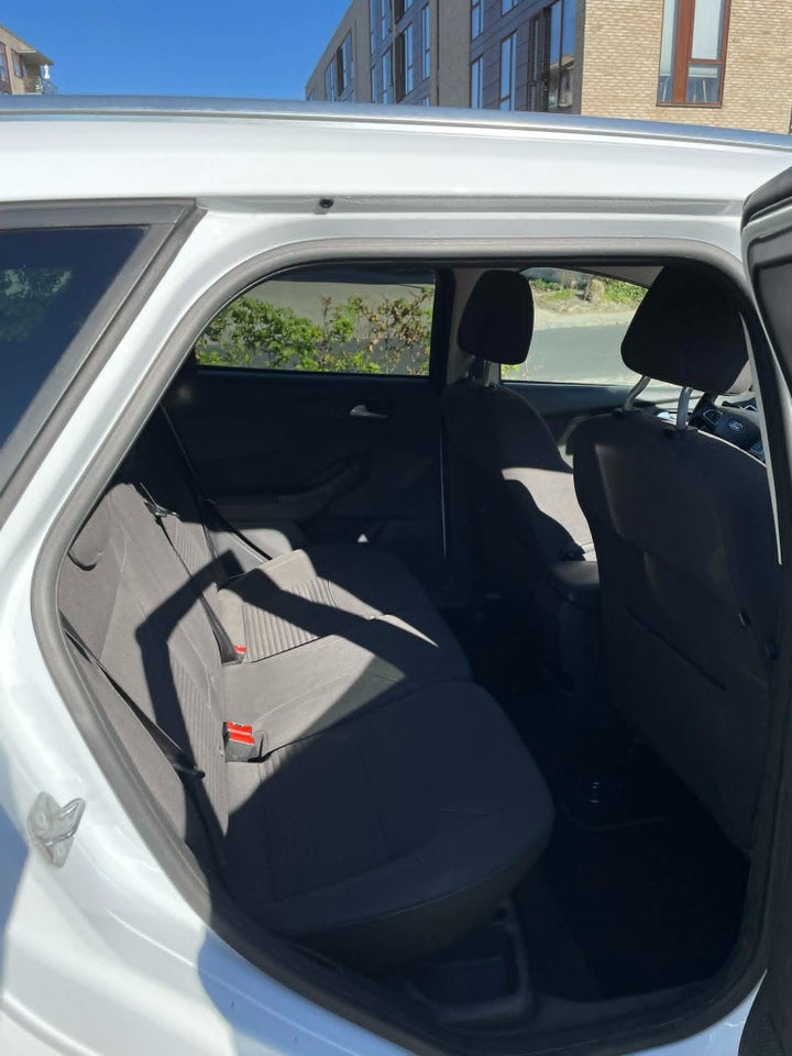 Ford Focus 1,0 SCTi 125 Titanium stc. 5d