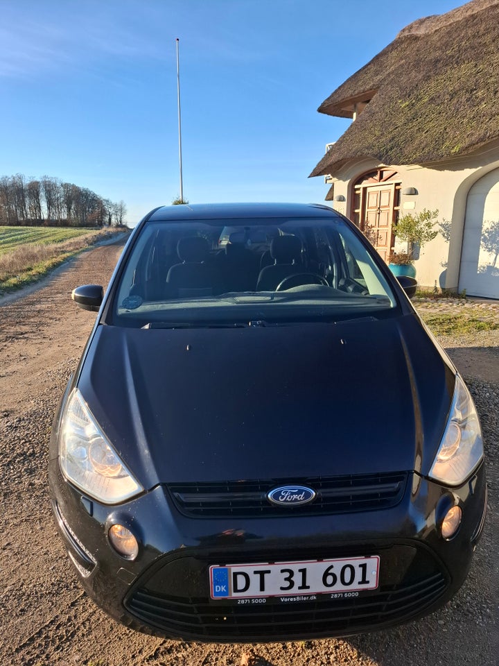 Ford S-MAX 2,0 TDCi 140 Titanium aut. 5d