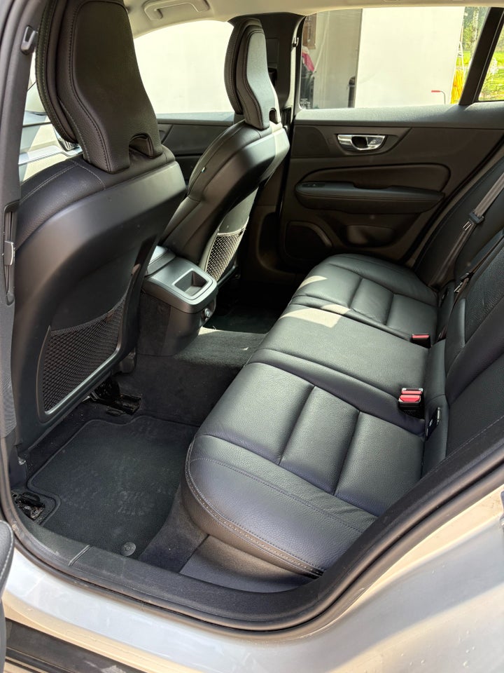 Volvo V60 CC 2,0 D4 190 aut. AWD 5d