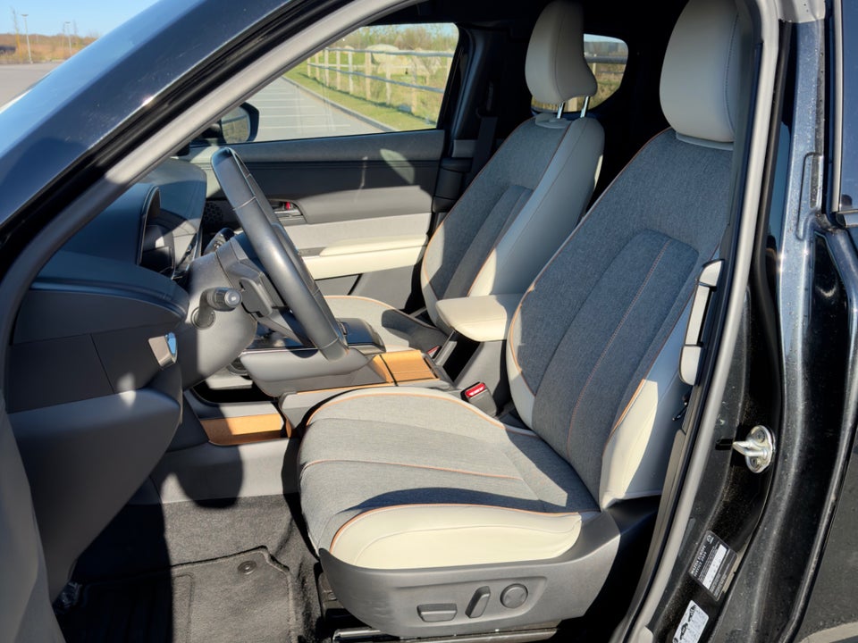 Mazda MX-30 e-SkyActiv First Edition 5d