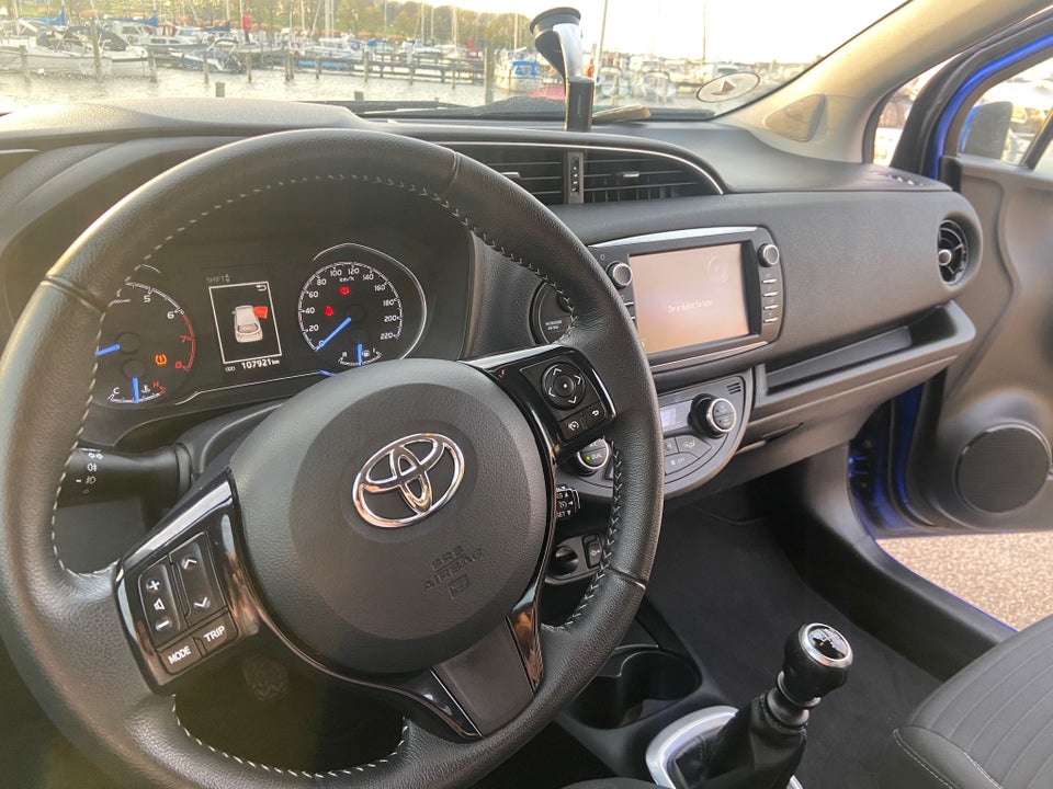 Toyota Yaris 1,5 VVT-i T2 5d
