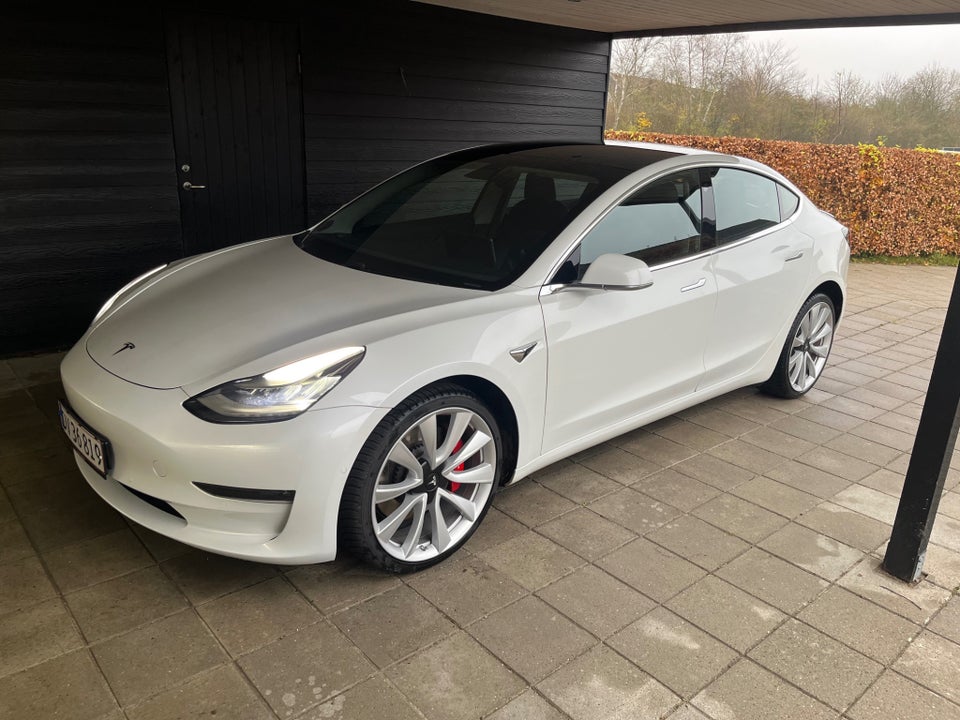 Tesla Model 3 Performance AWD 4d