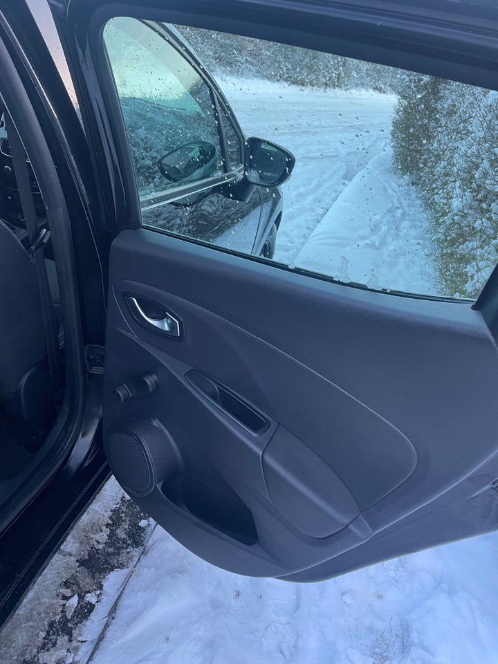 Renault Clio IV 0,9 TCe 90 Zen 5d