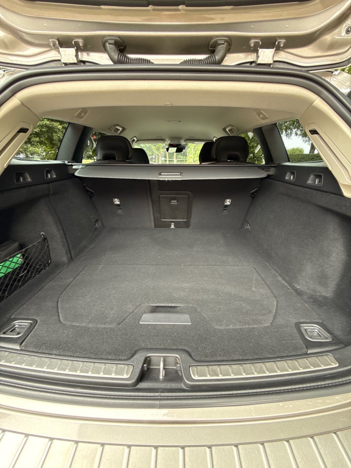 Volvo V60 CC 2,0 B4 197 aut. AWD 5d
