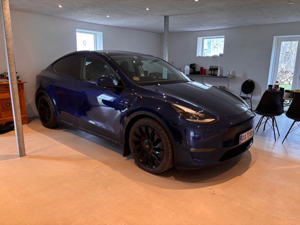 Tesla Model Y Performance AWD 5d