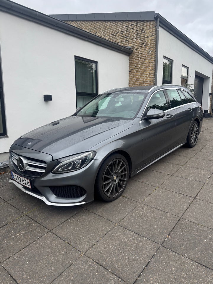 Mercedes C220 d 2,2 AMG Line stc. aut. 5d