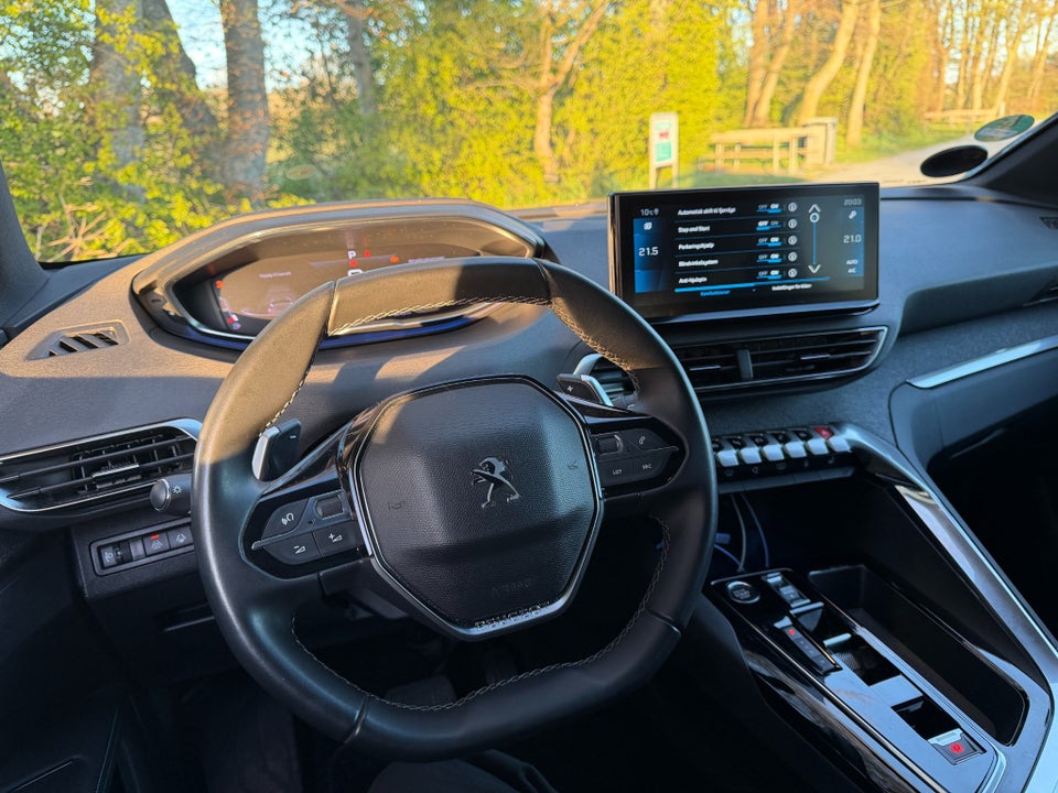 Peugeot 5008 1,5 BlueHDi 130 Allure Pack EAT8 7prs 5d