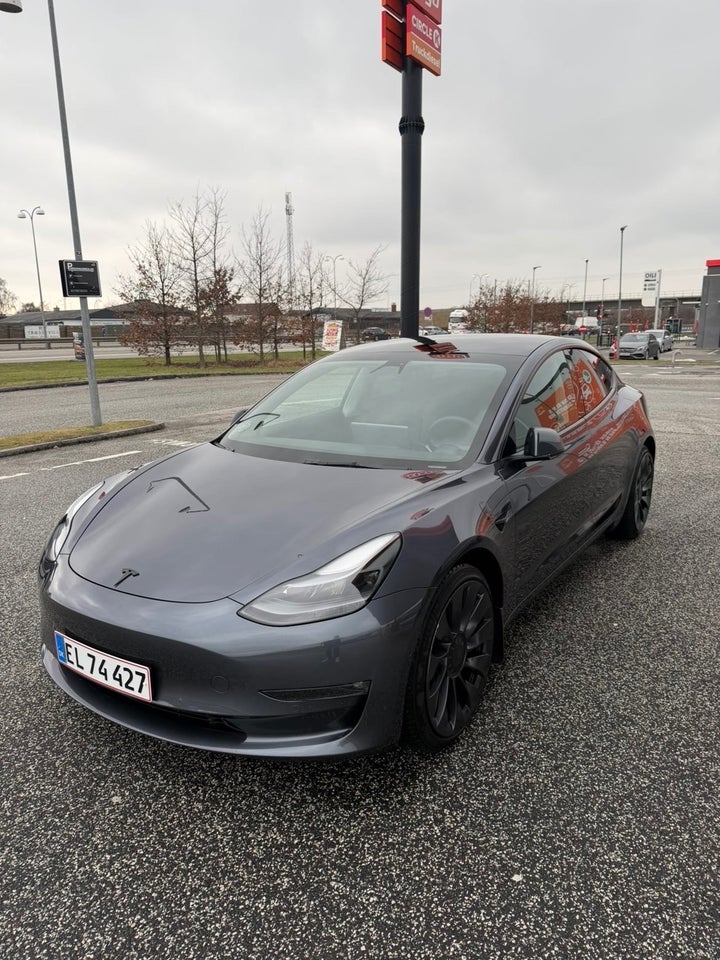 Tesla Model 3 Performance AWD 4d