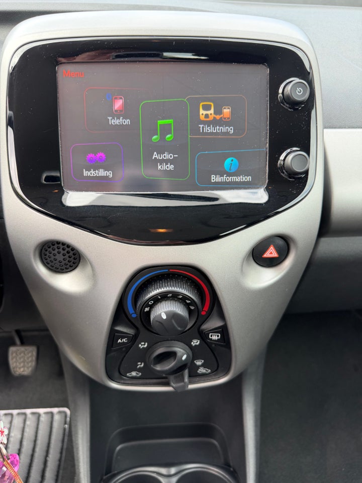 Citroën C1 1,0 VTi Iconic 5d