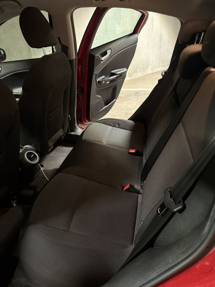 Alfa Romeo Giulietta 1,4 M-Air 170 Distinctive 5d