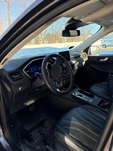 Ford Kuga 2,5 PHEV Vignale CVT 5d