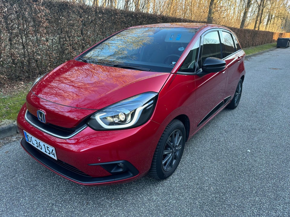 Honda Jazz 1,5 i-MMD Executive eCVT 5d