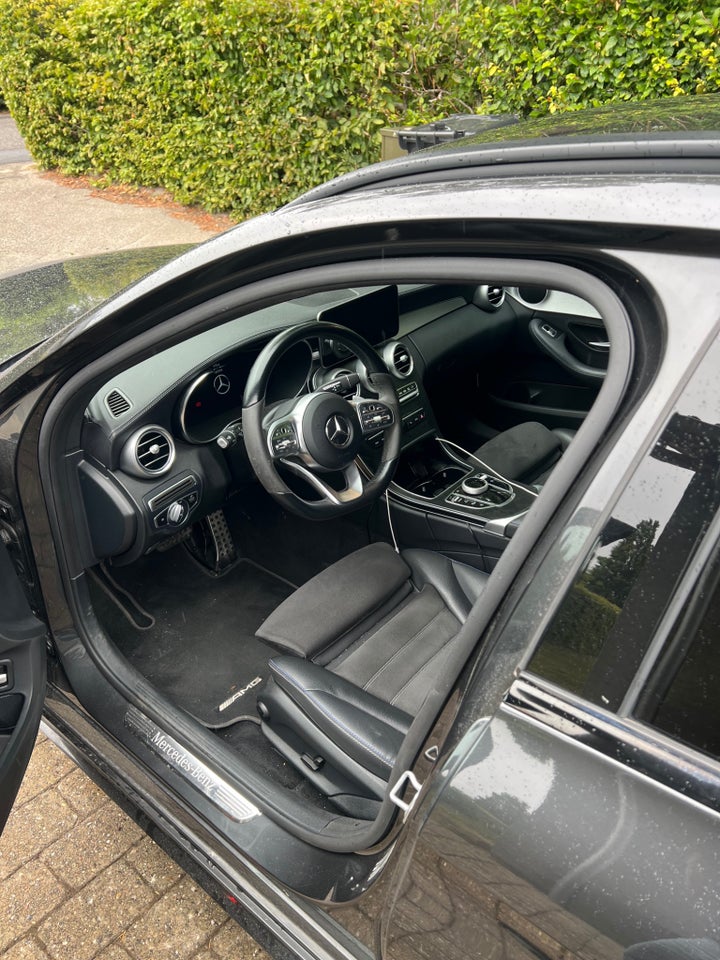 Mercedes C220 d 2,0 AMG Line Night Edition stc. aut. 5d