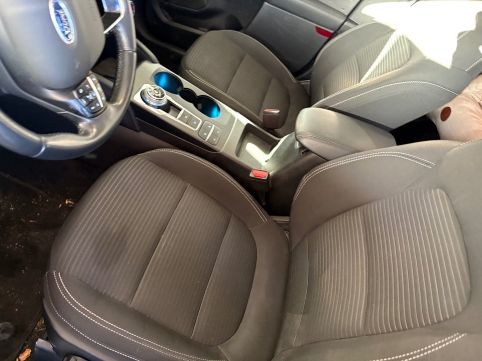 Ford Kuga 2,5 PHEV Titanium CVT 5d