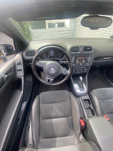 VW Golf VI 2,0 TDi 140 Cabriolet BMT 2d