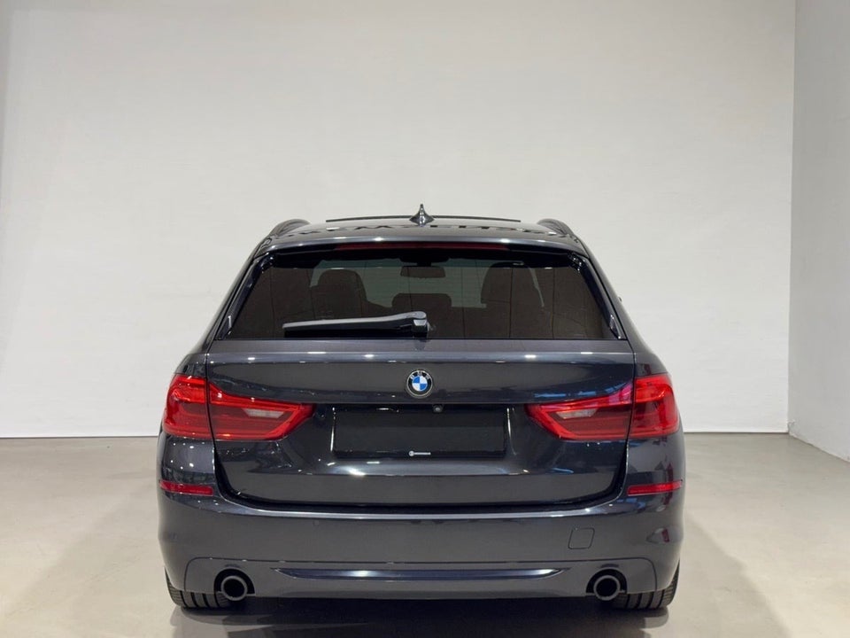 BMW 530d 3,0 Touring Sport Line xDrive aut. 5d