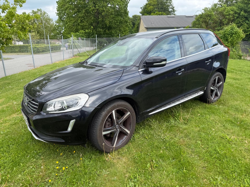 Volvo XC60 2,4 D5 215 Black R aut. AWD 5d