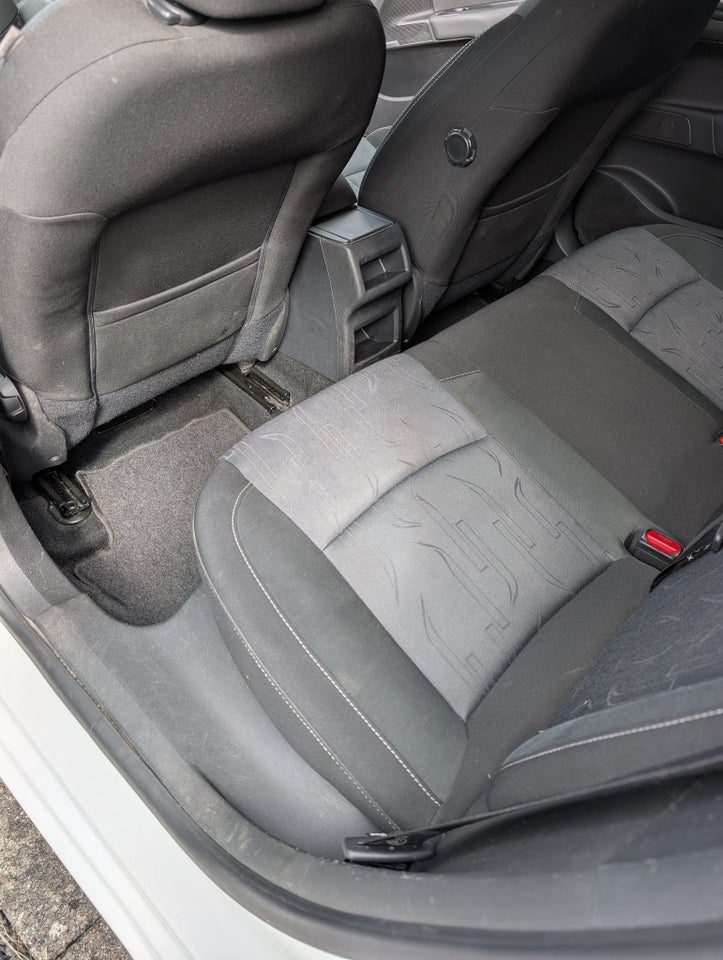 Citroën C4 1,6 HDi 90 Seduction 5d