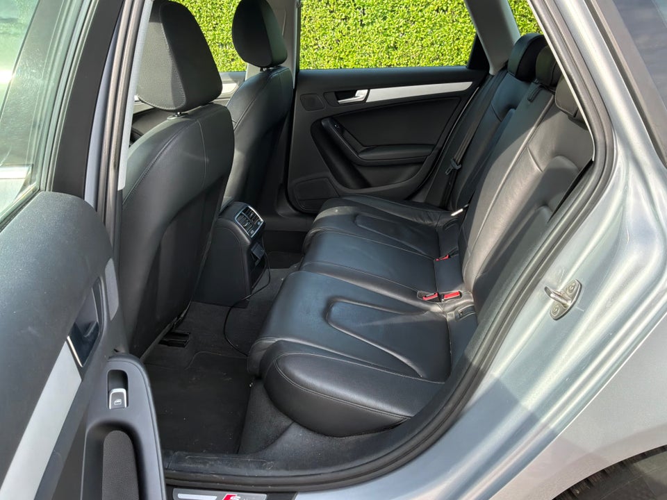 Audi A4 1,8 TFSi 120 S-line Avant 5d